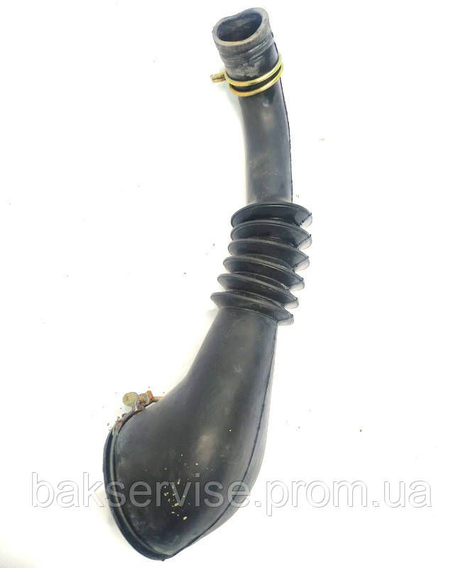 Патрубок стиральной машины Bosch Siemens. Код 2400502AA4 Б/У