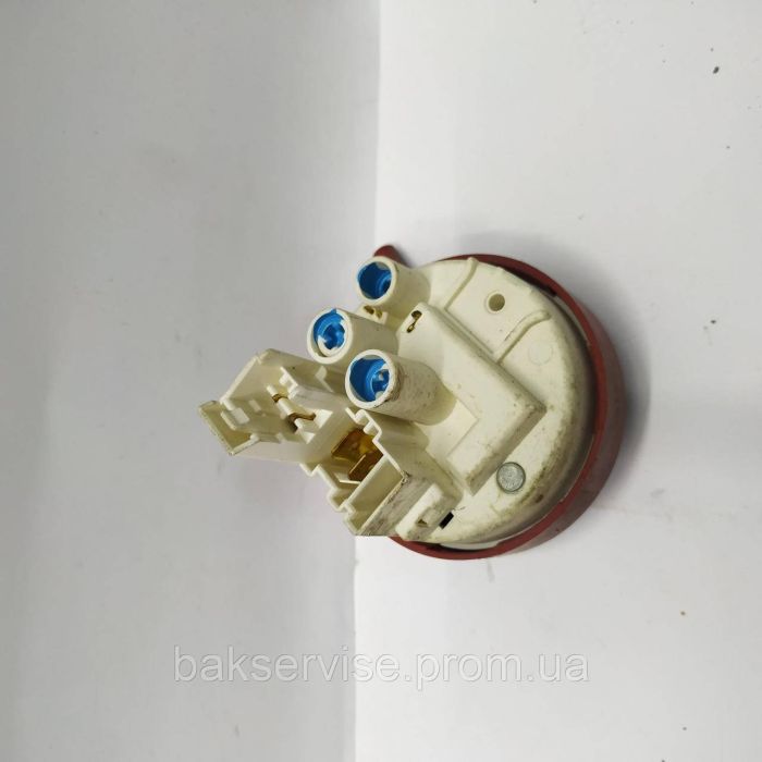 Прессостат (датчик уровня воды) для стиральной машины Beko 2801561700 Б/У