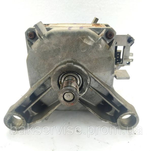 Мотор для стиральной машины Bosch Siemens 1BS6530-8AD Код 9001056728 Б.У