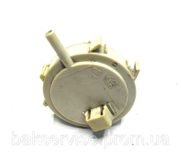 Прессостат (датчик уровня воды) для стиральной машины Indesit 286538 Б/У