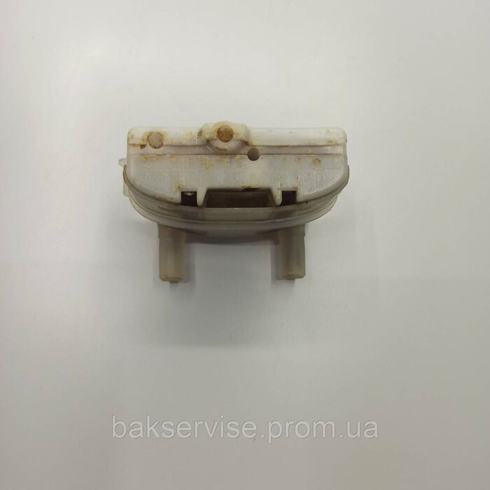 Розподільник Води для пральної машинки 461975248441 Whirlpool AWE9727 / 1 Б/У