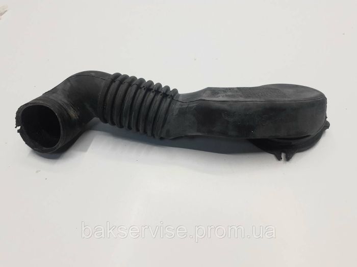 ПАТРУБОК СТИРАЛЬНОЙ МАШИНЫ BOSCH 00267532  бу