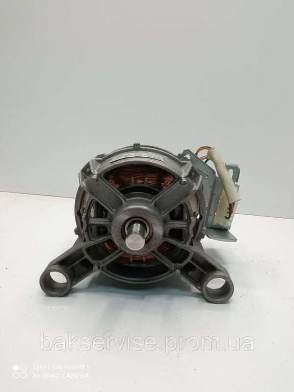 Мотор (двигатель) U112G30 085049 Bosch WAA16163