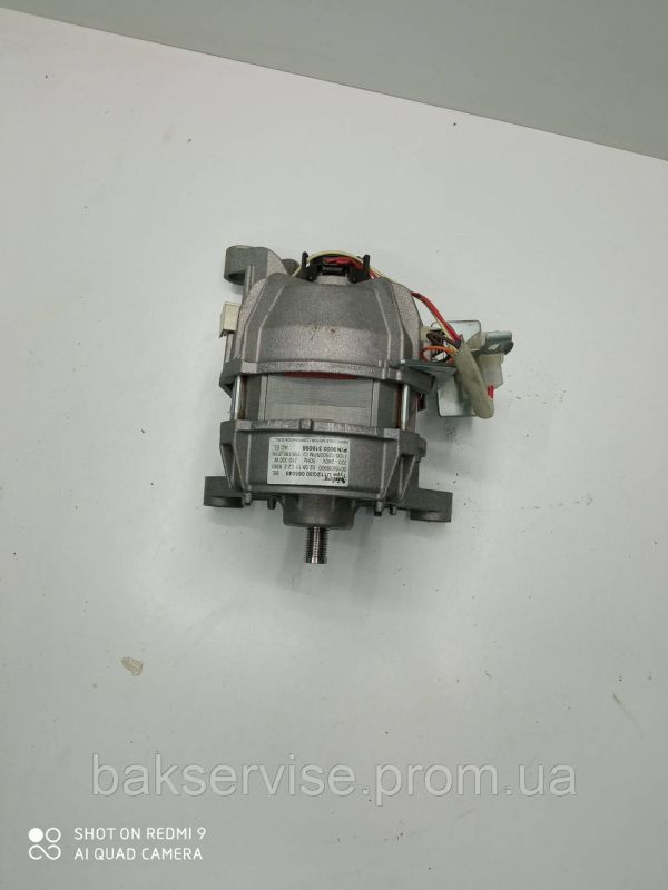 Мотор (двигатель) U112G30 085049 Bosch WAA16163