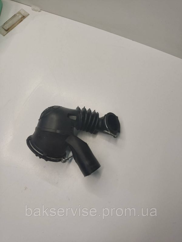 Патрубок 1085784 1085784039 Electrolux EWT 136411 W бу