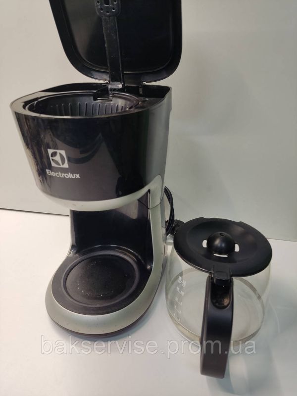 Капельная кофеварка Electrolux EKF3300 б\у