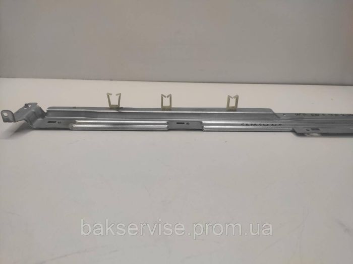 Рамка (планка) корпуса на пральну машину Samsung eco bubble wf60f4e2w2w