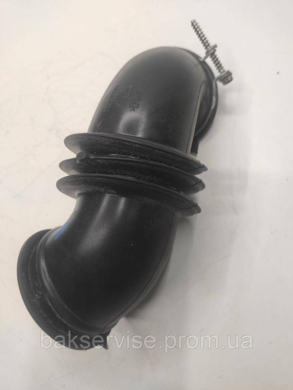Патрубок Electrolux, Zanussi AEG 132658801  б/у
