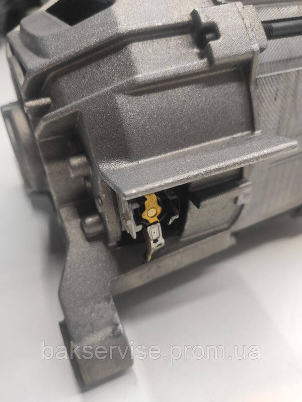 Двигун(мотор) для пральної машини Bosch 5500018686 (6 контактів)  Б/У