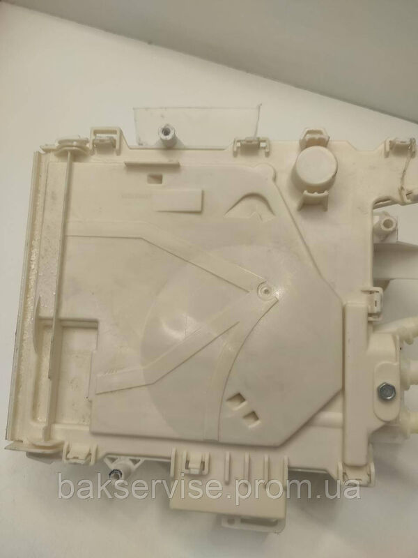 Бункер порошкоприймача машини  AEG 132640 Б/У