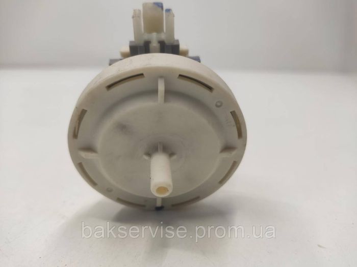 Прессостат (датчик рівня води) для пральної машини Beko 2819711100 Б/У