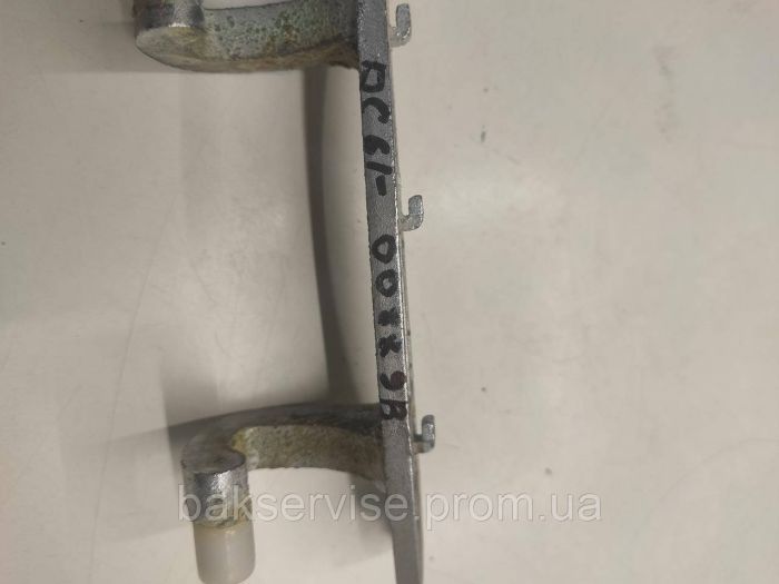 Завіса(петля) люка до пральної машини Samsung DC61-00889B Б/У