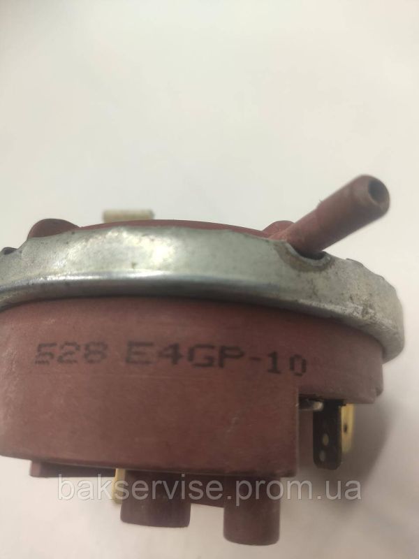 Прессостат (датчик рівня води) для пральної машини Bosch 528E4GP-10 Б/У