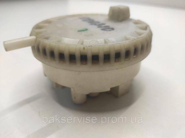 Прессостат (датчик рівня води) для пральної машини Privileg 124068313 Б/У