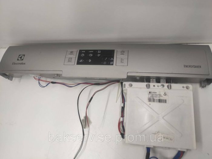 Панель управління до посудомийної машини Electrolux 111339070 б/у