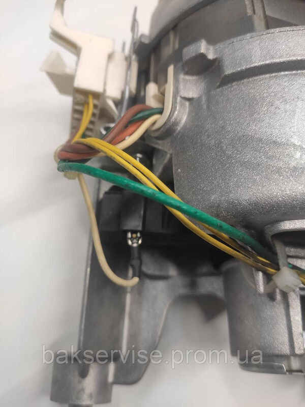 Двигун(мотор) для пральної машини Electrolux Zanussi AEG Privileg 132798500 Б/У