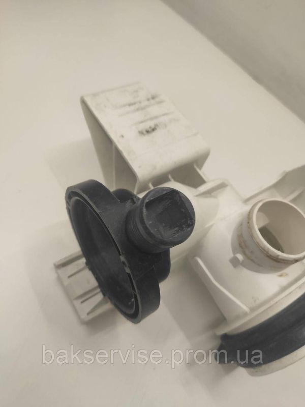 Корпус (равлик) насоса для пральної машини Zanussi, Electrolux, Privileg 1105373 Б/У