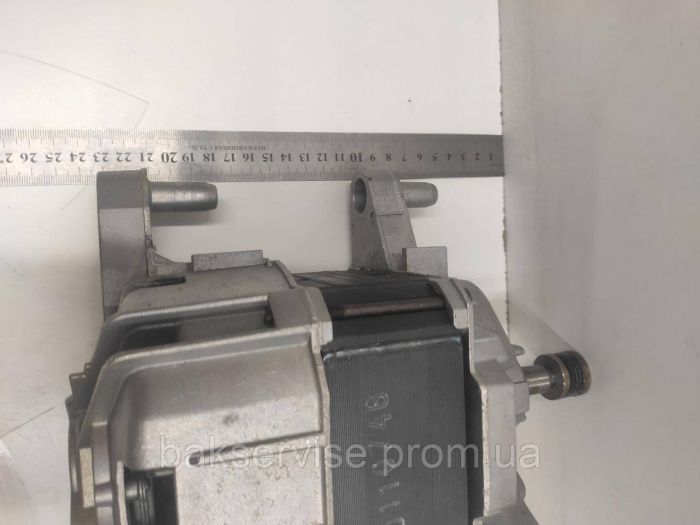 Двигун(мотор) для пральної машини  BOSCH SIEMENS 3047433AB7 (6контактів) Б/У