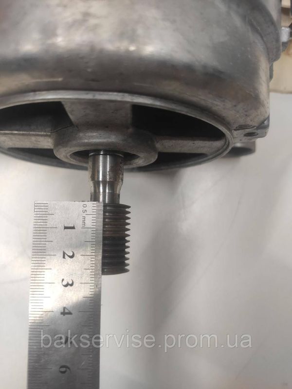 Двигун(мотор) для пральної машини Electrolux, Zanussi, AEG 132528722 (6контактів) Б/У