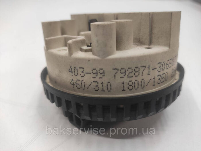 Прессостат (датчик рівня води) для пральної машини Bosch, Siemens 3065072ABO Б/У