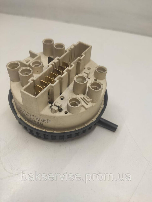 Прессостат (датчик рівня води) для пральної машини Bosch, Siemens 3065072ABO Б/У