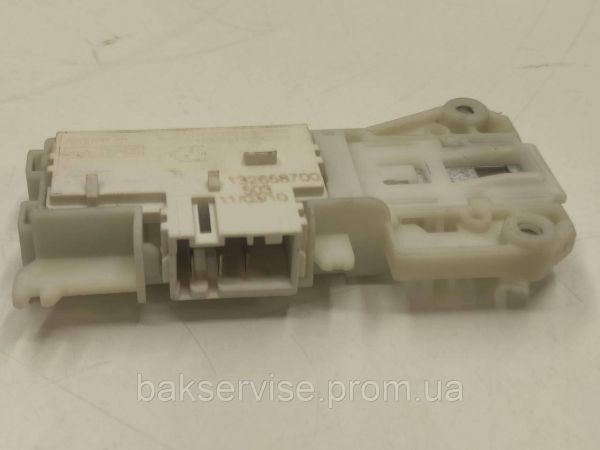Замок до пральної машини Electrolux 132658700 Б/У