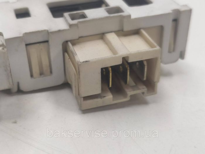Замок до пральної машини Bosch Simemns 9000205391 Б/У