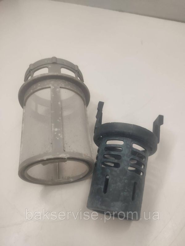 Фільтр зливний до посудомийної машини Indesit/Ariston C00256571 б/у