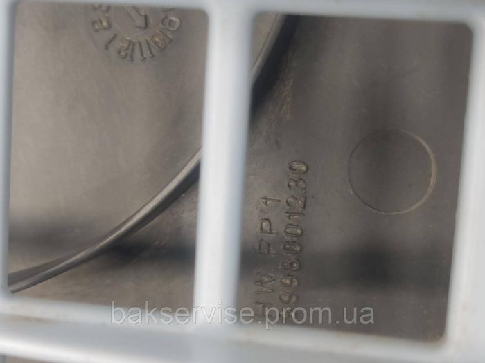Колба для пилесоса Bosch BSA2885/05 б/у