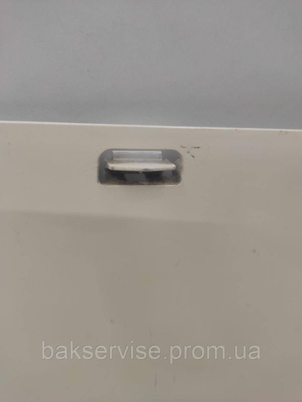 Лючок(кришка) фільтра до пральної машини Bosch 9000008272 Б/У