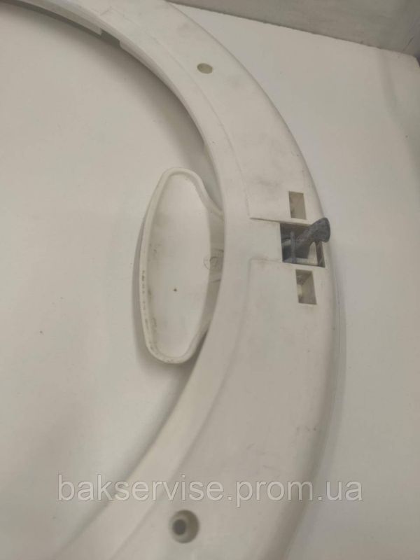 Внутрішня рамка люка пральної машини з ручкою Indesit 148026042  Б/У