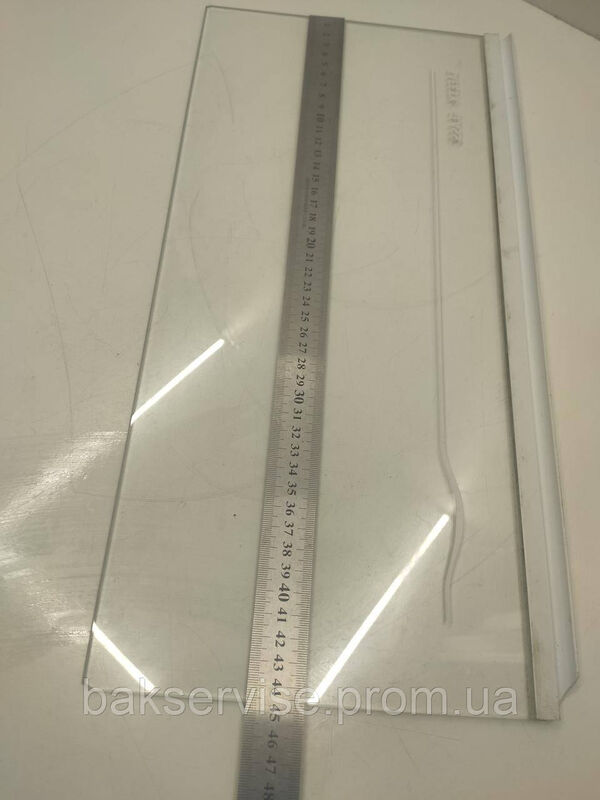 Полка(скляна) для холодильника Ariston C00257137 (445*220) Б/У