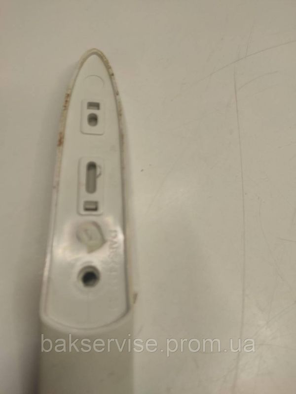 Ручка дверцят холодильника Beko 4222420100 Б/У