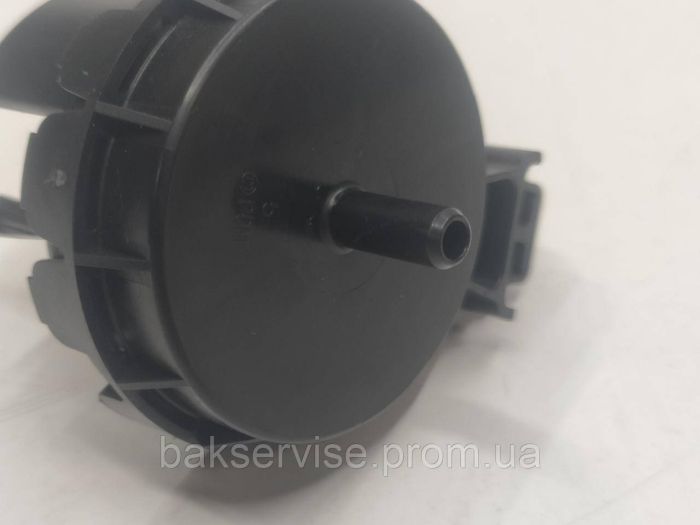Прессостат (датчик рівня води) для пральної машини Bosch, Siemens 9000490759 Б/У