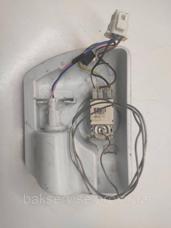 Термостат(в корпусі) холодильної камери Danfoss 077B6575 Б/У