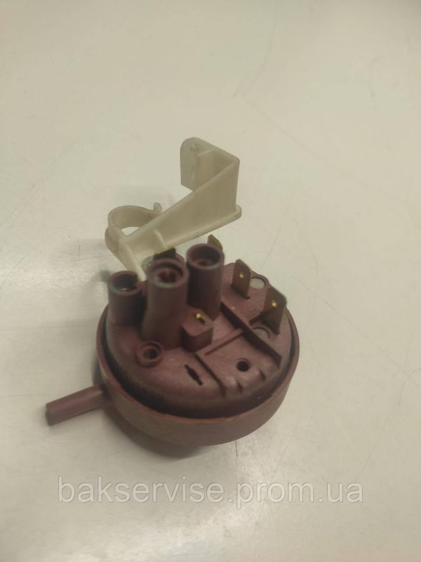 Прессостат (датчик рівня води) для пральної машини Beko 2801561400 Б/У