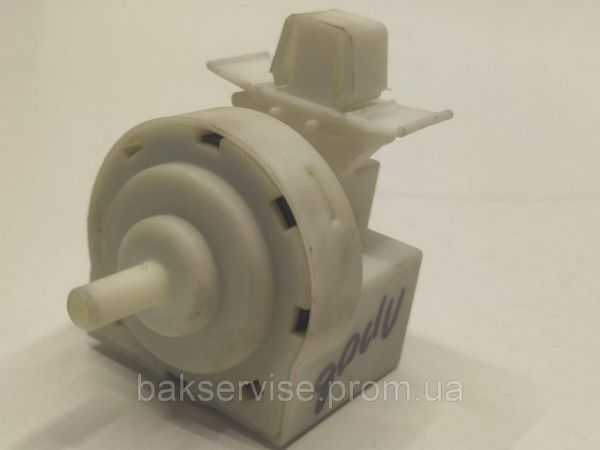 Прессостат (датчик рівня води) для пральної машини Indesit C00289362  Б/У