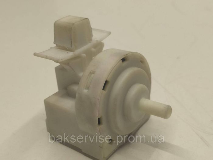 Прессостат (датчик рівня води) для пральної машини Indesit C00289362  Б/У