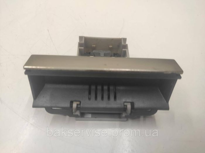 Замок (блокіратор) двері для посудомийної машини Bosch 5600047213 б/у