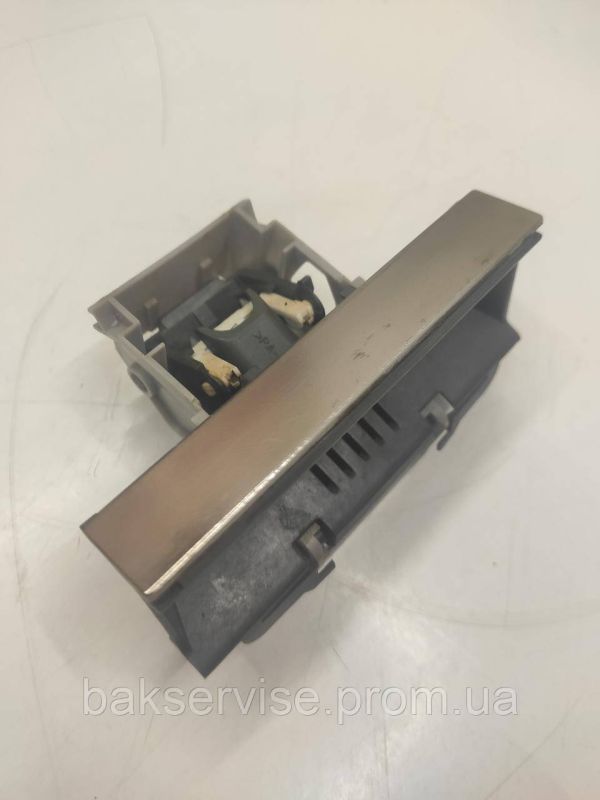 Замок (блокіратор) двері для посудомийної машини Bosch 5600047213 б/у