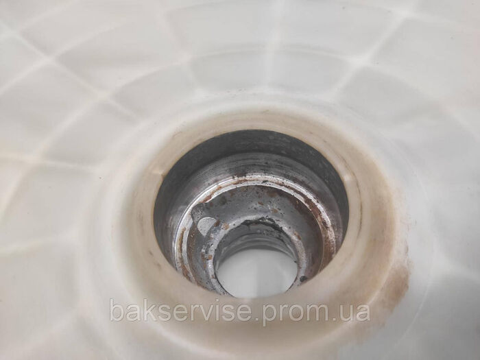 Задній півбак до пральної машини Gorenje, Hisense 2118598 б/у