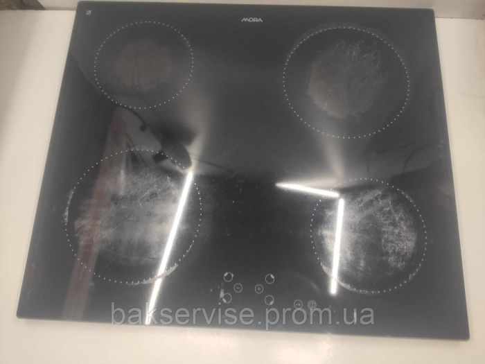 Склокерамічна поверхня електроплити Gorenje Mora 50*60 см. Б/У