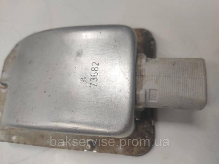 Плафон лампочки духовки Bosch 73685 б/у