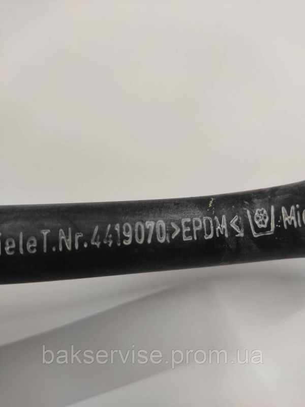Трубка клапана(патрубок) для пральної машини MIELE 4419070 Б/У