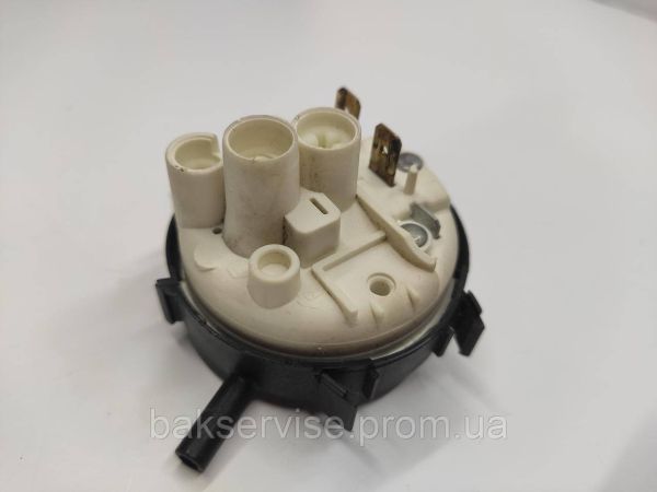 Прессостат (датчик рівня води) для посудомийної машини ELECTROLUX 15263707/0 Б/У