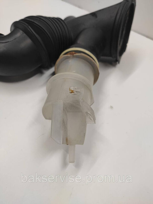 Патрубок для пральної машини з камерою тиску AEG 1297632 Б/У
