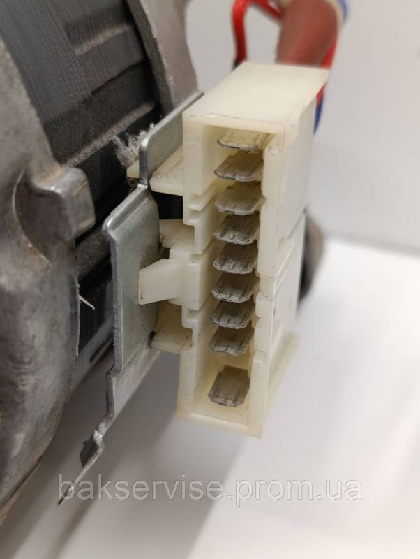 Двигун(мотор) для пральної машини Electrolux, Zanussi, AEG 124270703 ( 9 контактів) Б/У