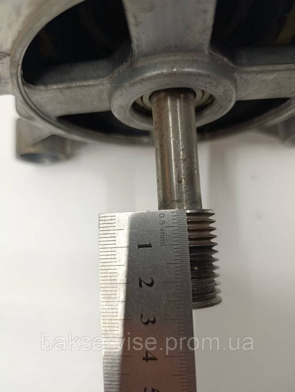 Двигун(мотор) для пральної машини Electrolux, Zanussi, AEG 124270703 ( 9 контактів) Б/У