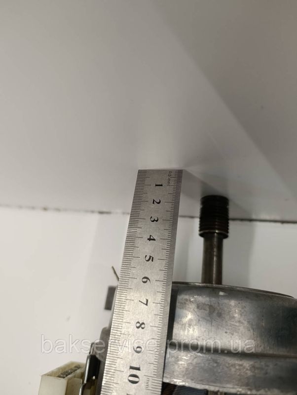 Двигун(мотор) для пральної машини Electrolux, Zanussi, AEG 124270703 ( 9 контактів) Б/У