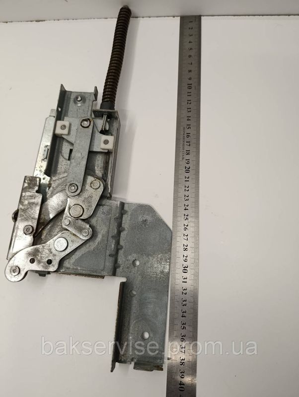 Петля дверей(права) до посудомийної машини Ariston C00302997 б/у